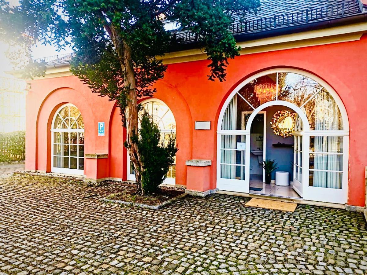 Villa Am Park Apartment Дрезден Екстериор снимка