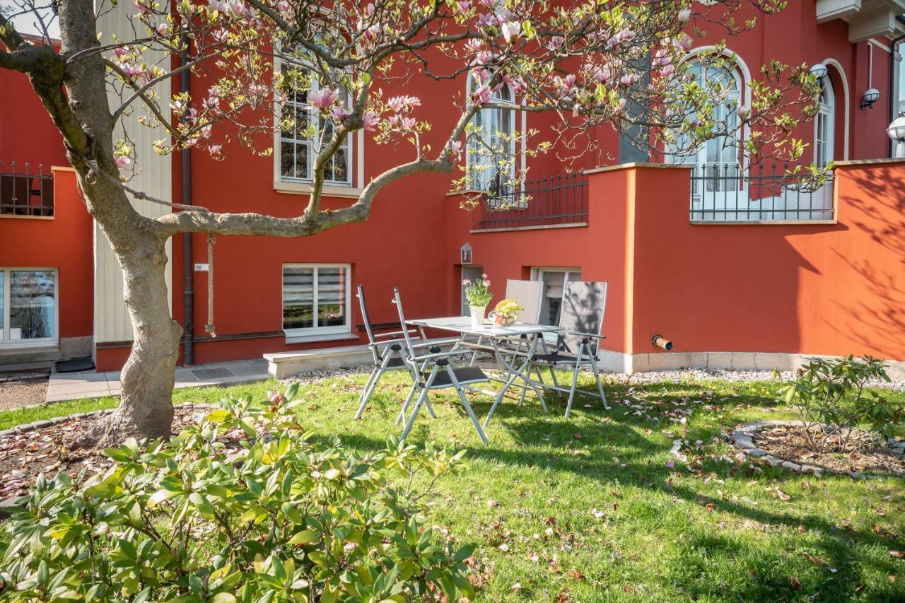 Villa Am Park Apartment Дрезден Екстериор снимка